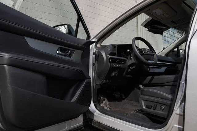 Certified Used 2025 Silver Nissan SL image 20