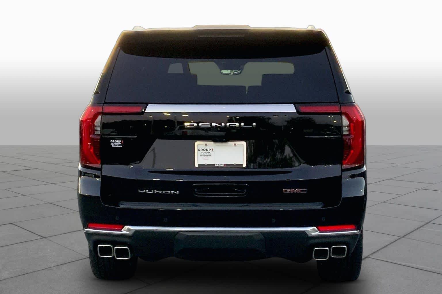 Used 2025 Onyx Black GMC Denali image 5