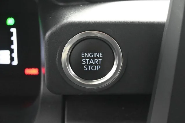 Used 2025 Blue Toyota SR5 image 19