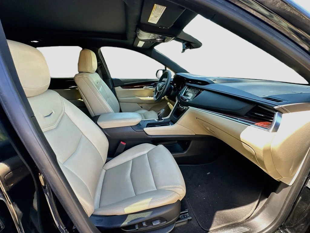 Used 2017 Black Metallic Cadillac Luxury image 30