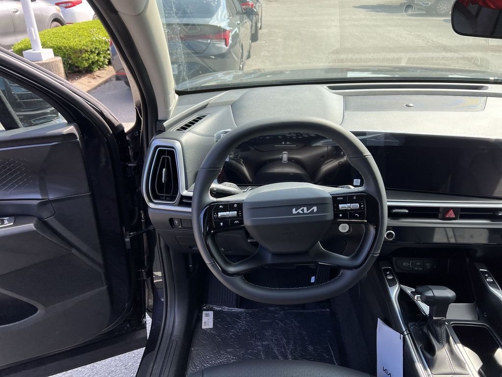 New 2026 Gray Kia S image 14