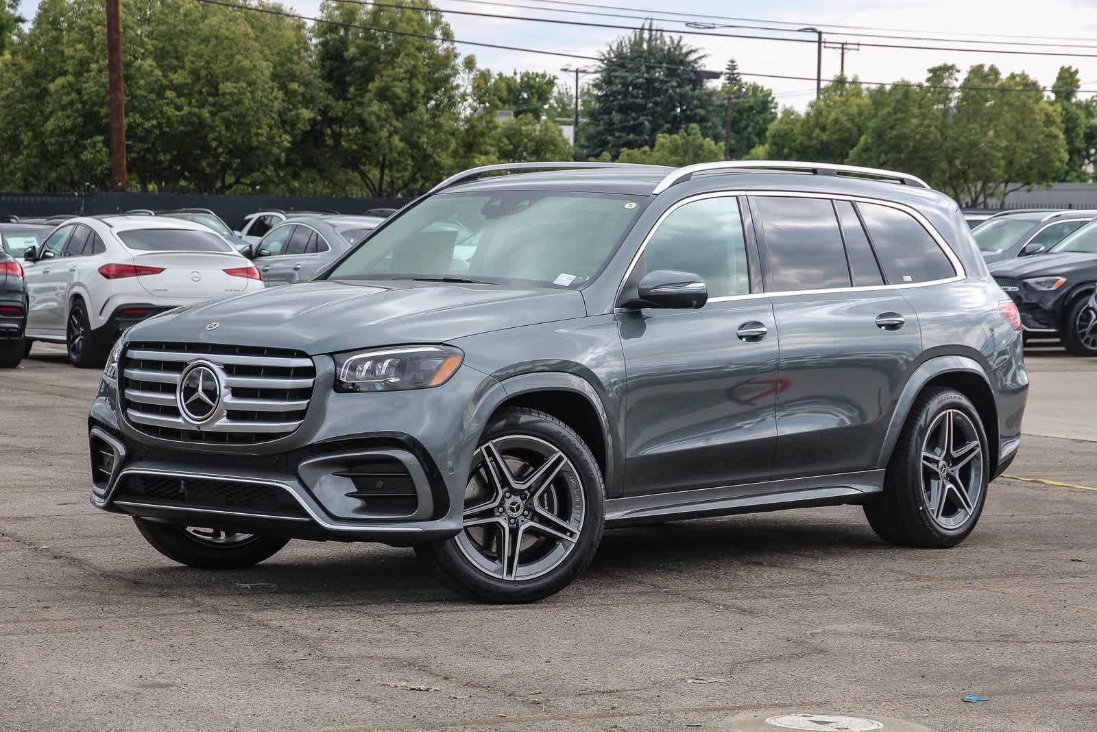 New 2026 Selenite Grey Metallic Mercedes-Benz GLS 450 image 1