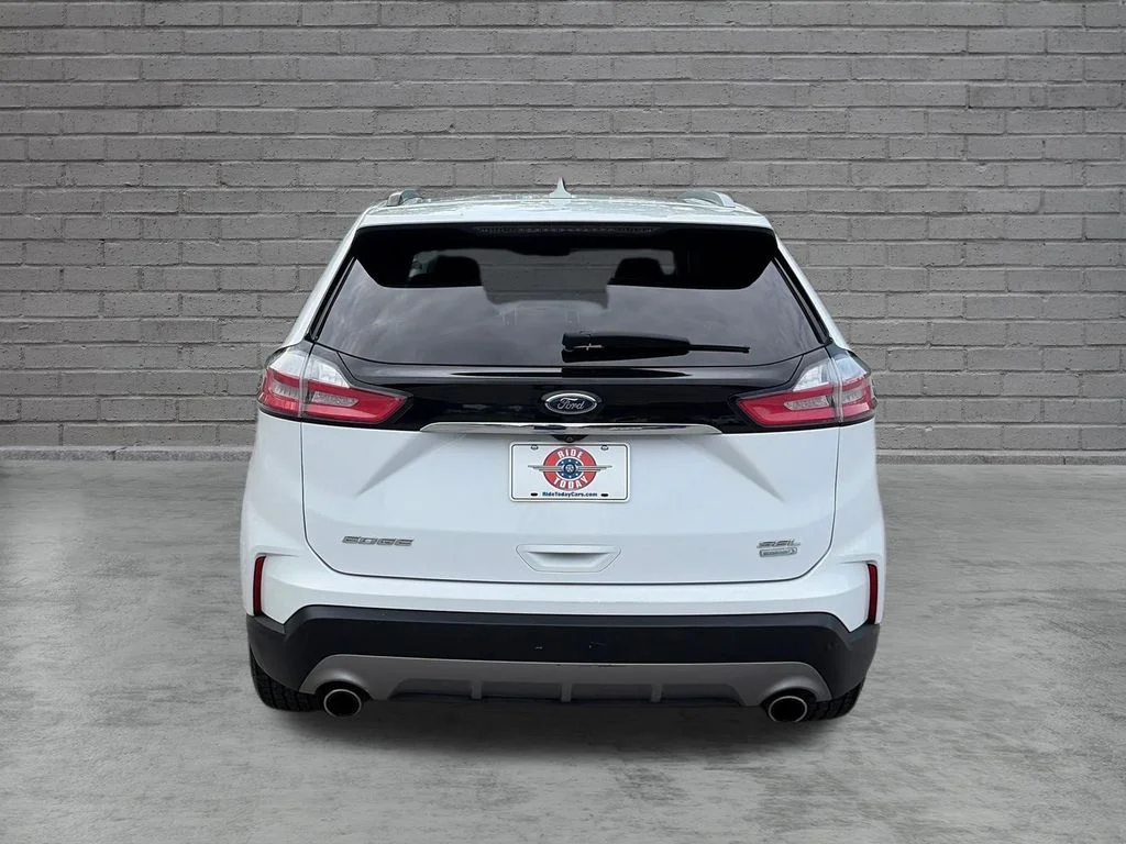 Used 2020 Oxford White Ford SEL image 5