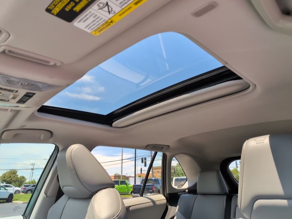 Used 2025 Black Toyota XLE Premium image 25