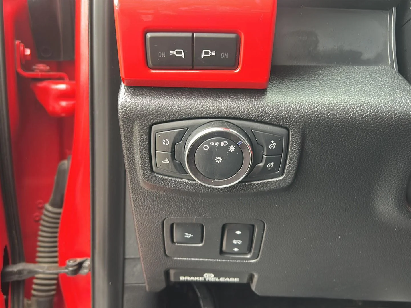 Used 2019 Race Red Ford LARIAT image 10