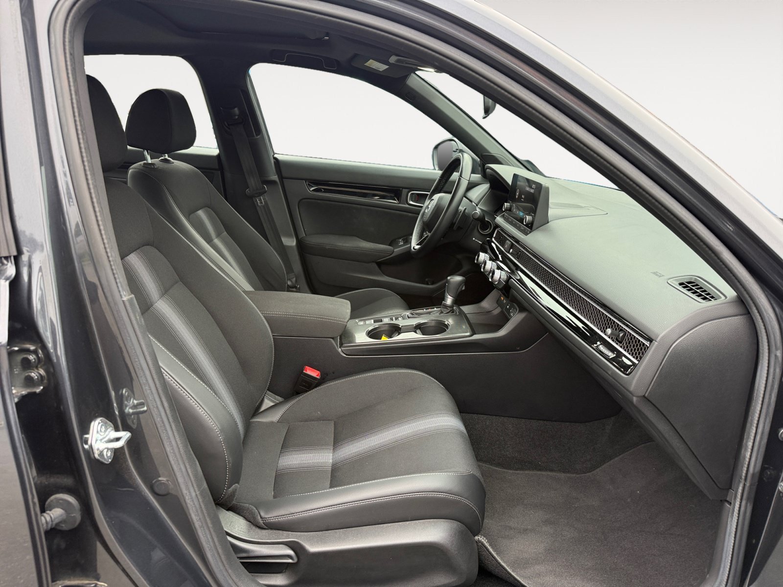 Used 2025 Gray Honda Sport image 19
