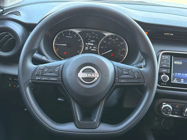 Used 2025 White Nissan S image 23