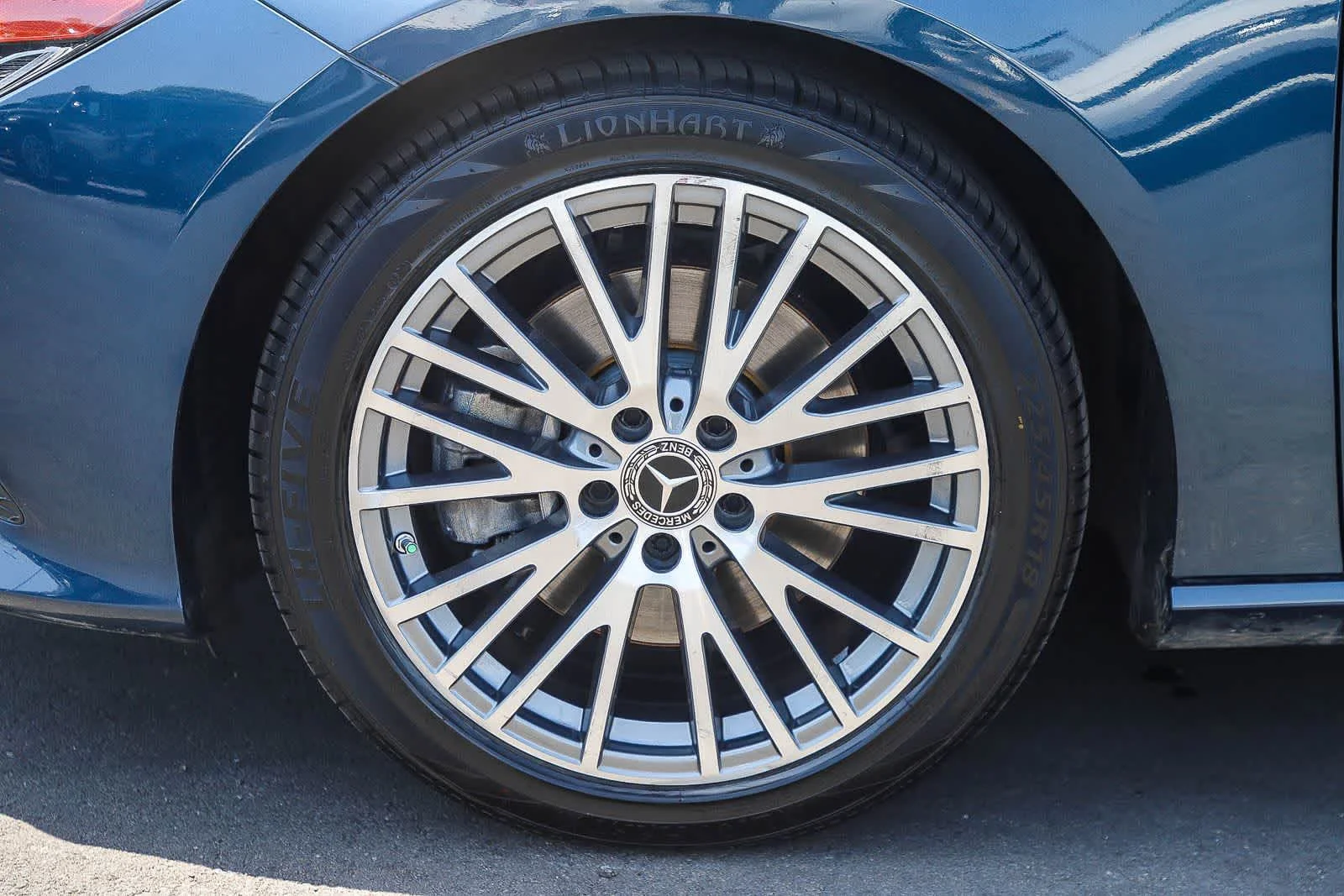 Used 2020 Denim Blue Metallic Mercedes-Benz CLA 250 image 9