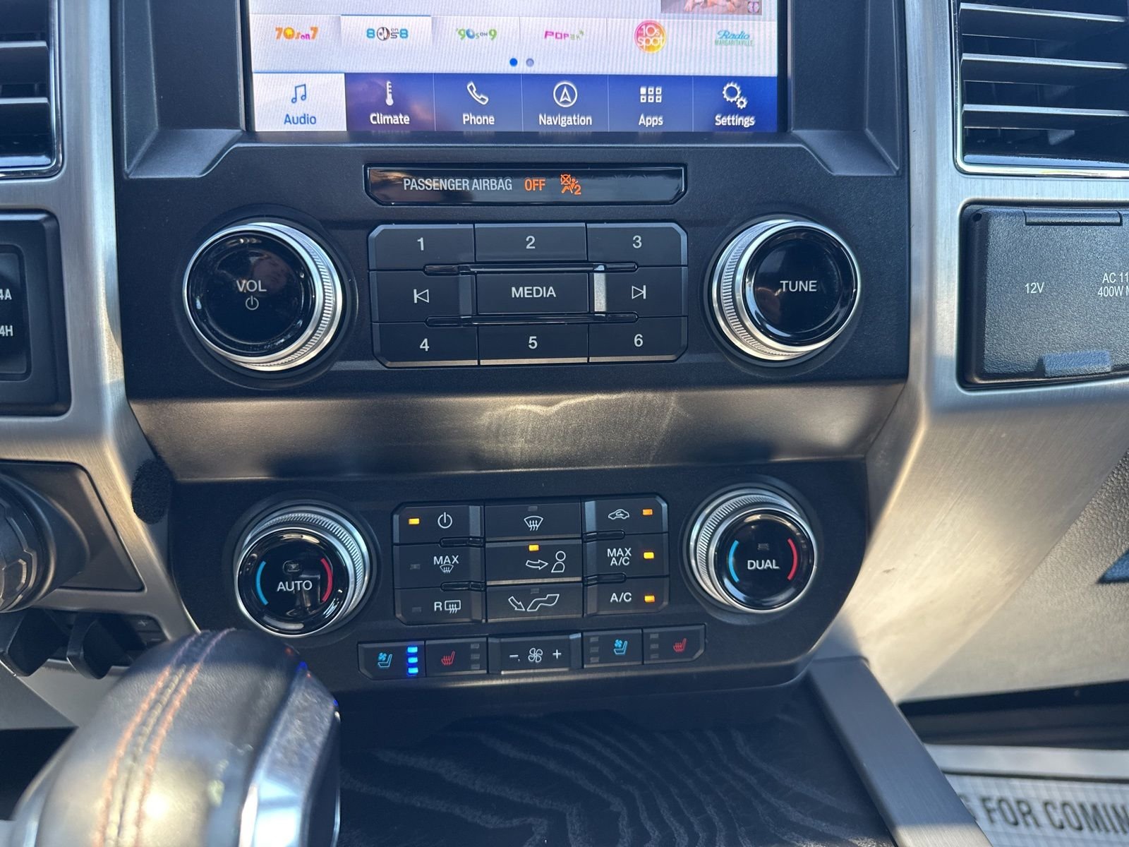 Used 2020 Black Ford Platinum image 65