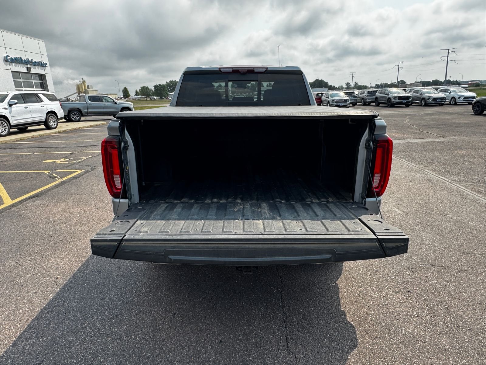 Used 2023 Sterling Metallic GMC Denali image 11