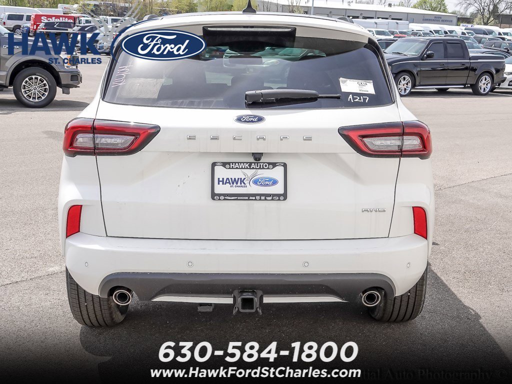 Used 2024 White Metallic Ford ST-Line Elite image 5