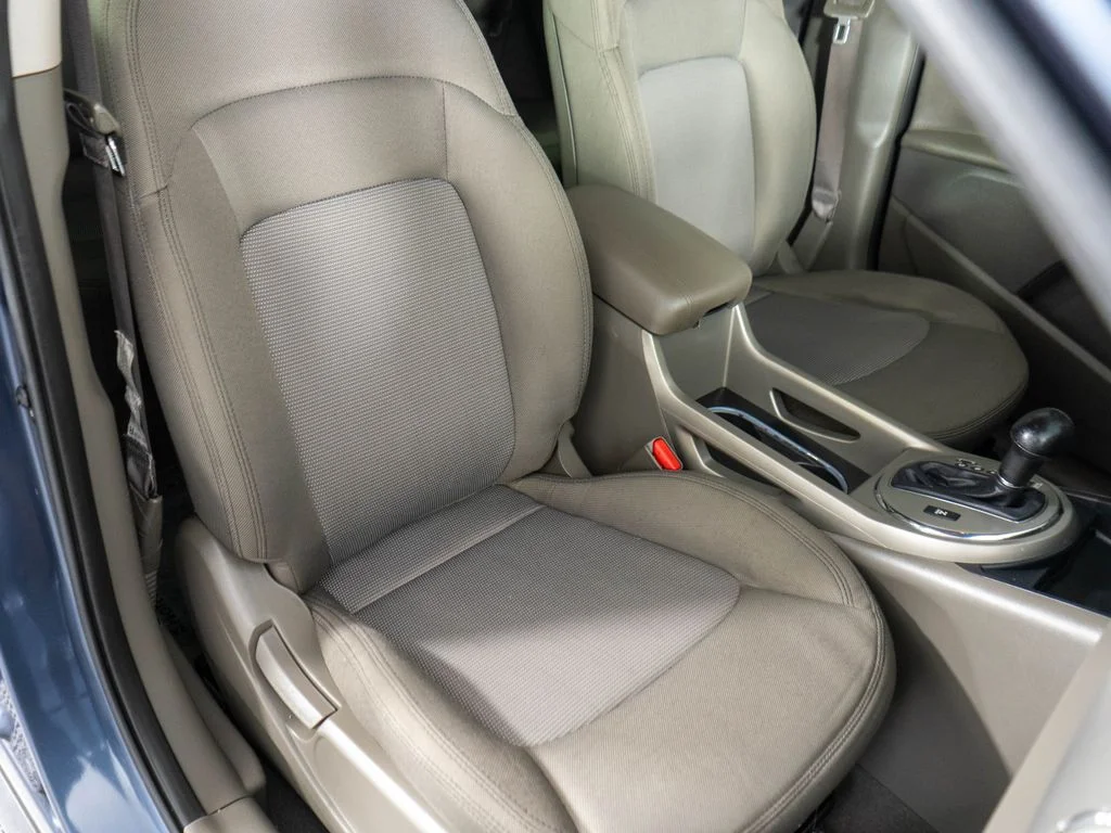 Used 2015 Blue Kia LX image 7