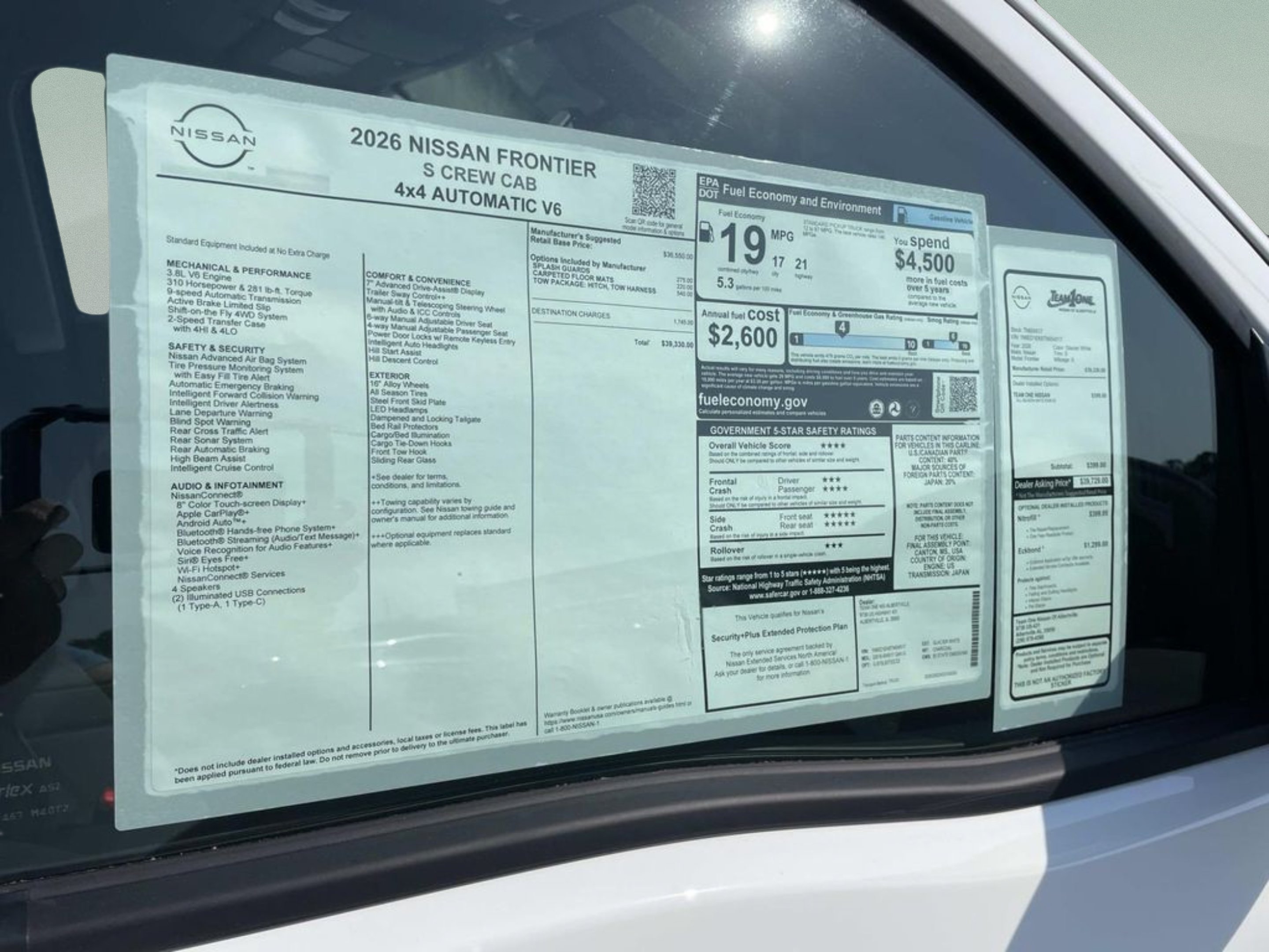 New 2026 Glacier White Nissan S image 17
