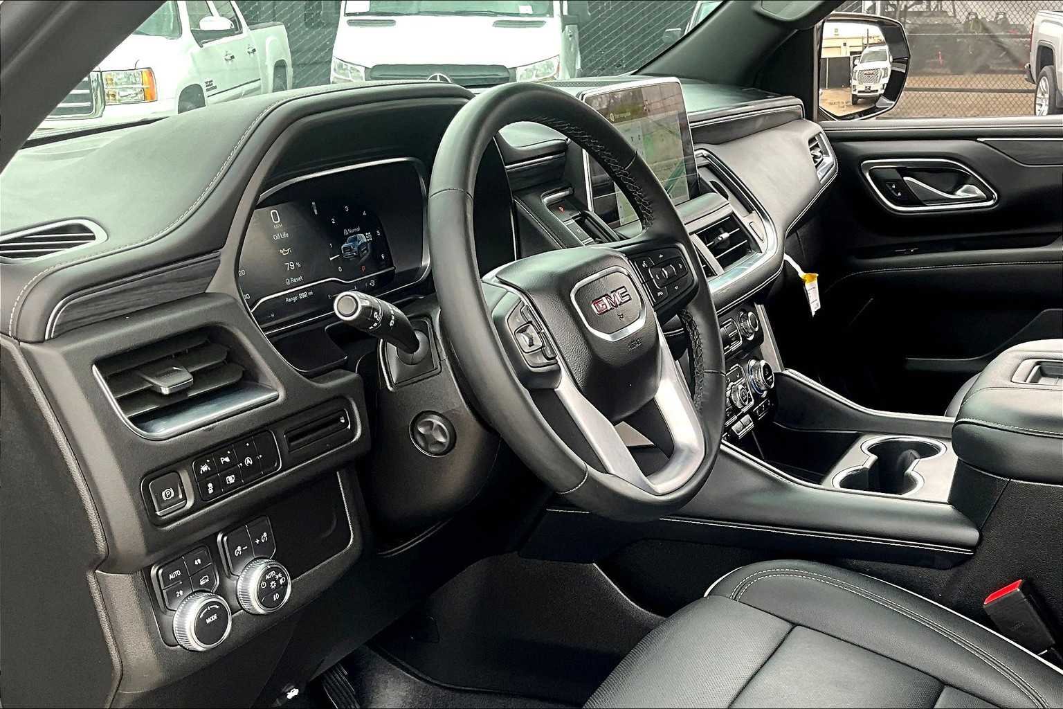 Used 2023 Sterling Metallic GMC SLT image 18
