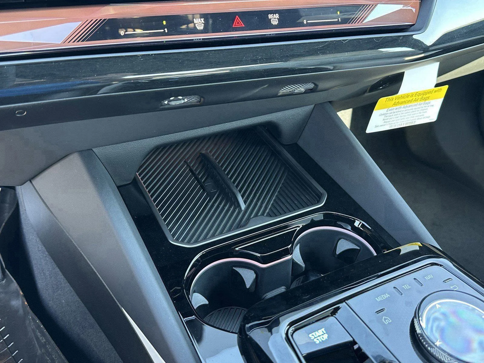 New 2026 Oxide Grey Metallic BMW eDrive40 image 29