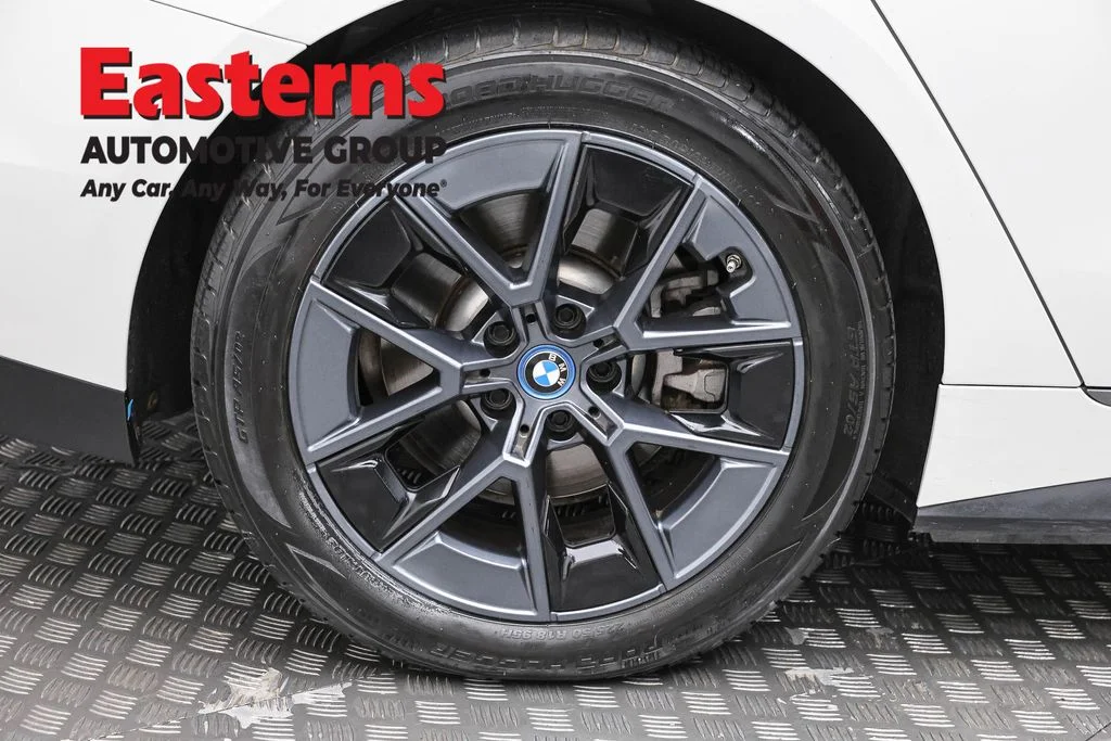 Used 2023 White BMW eDrive35 image 29