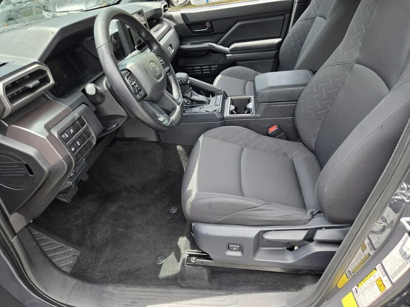 Used 2025 Underground TOYOTA SR5 image 10