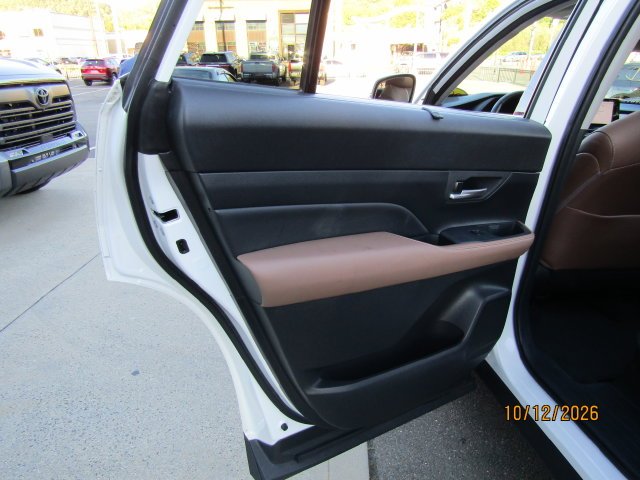 Certified Used 2024 Pearl Toyota Platinum image 22