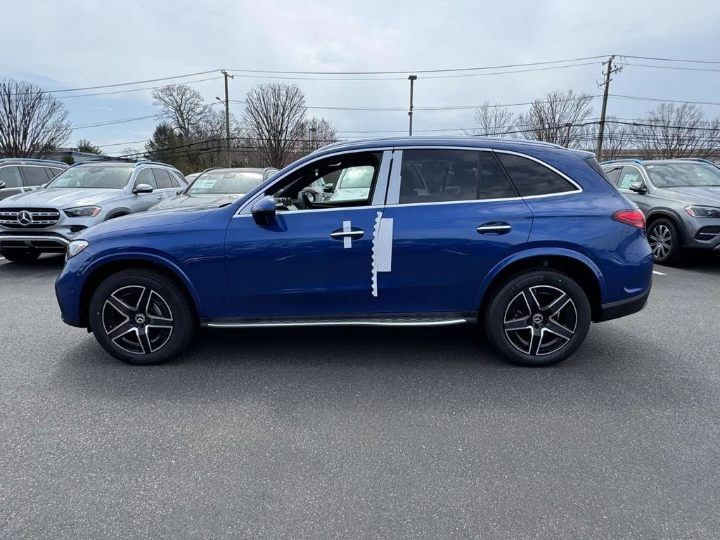 New 2026 Blue Mercedes-Benz GLC 300 image 11