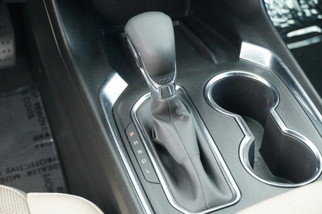 Used 2023 Sterling Gray Metallic Chevrolet LT Cloth image 29