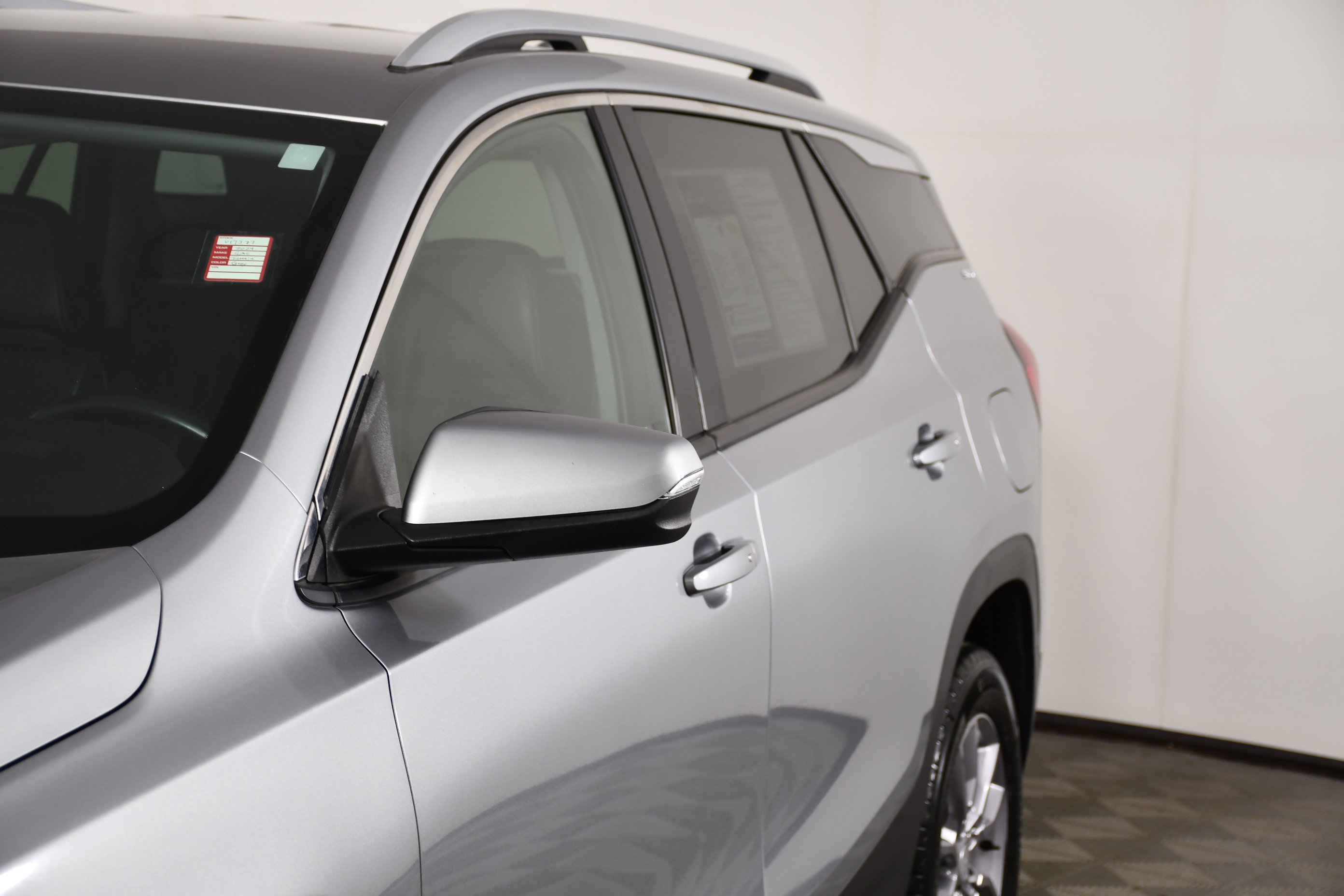 Used 2024 Sterling Metallic GMC SLT image 13
