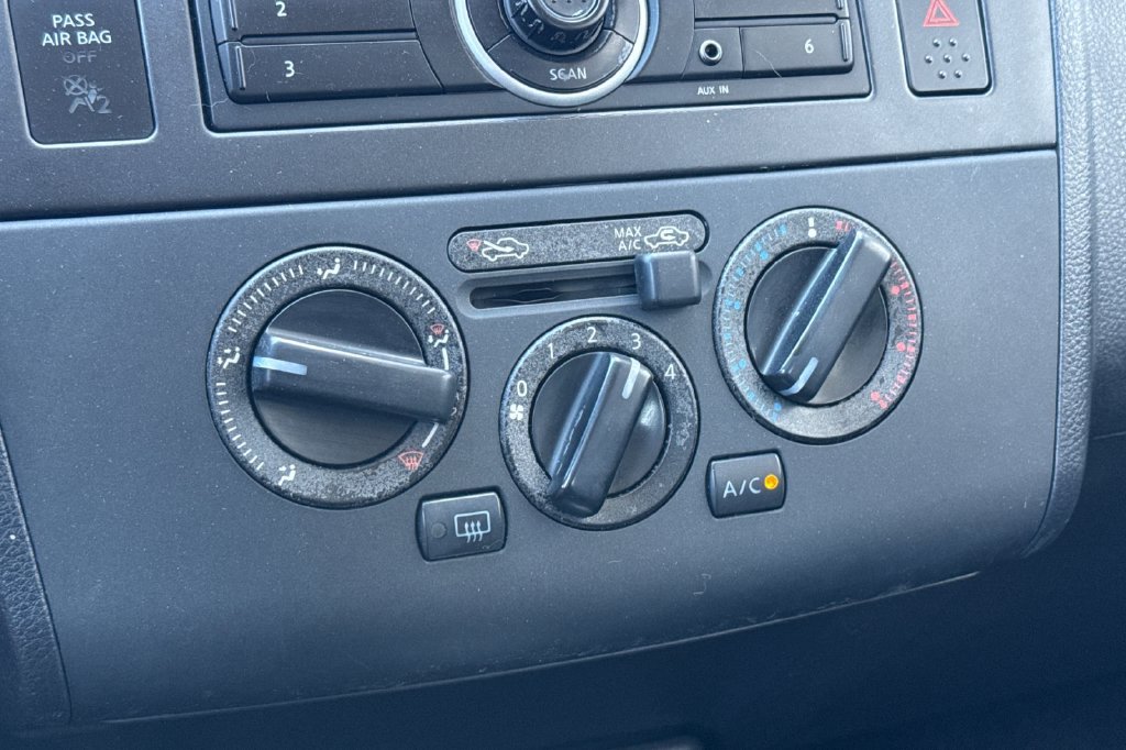 Used 2010 Blue Metallic Nissan 1.8 S image 22