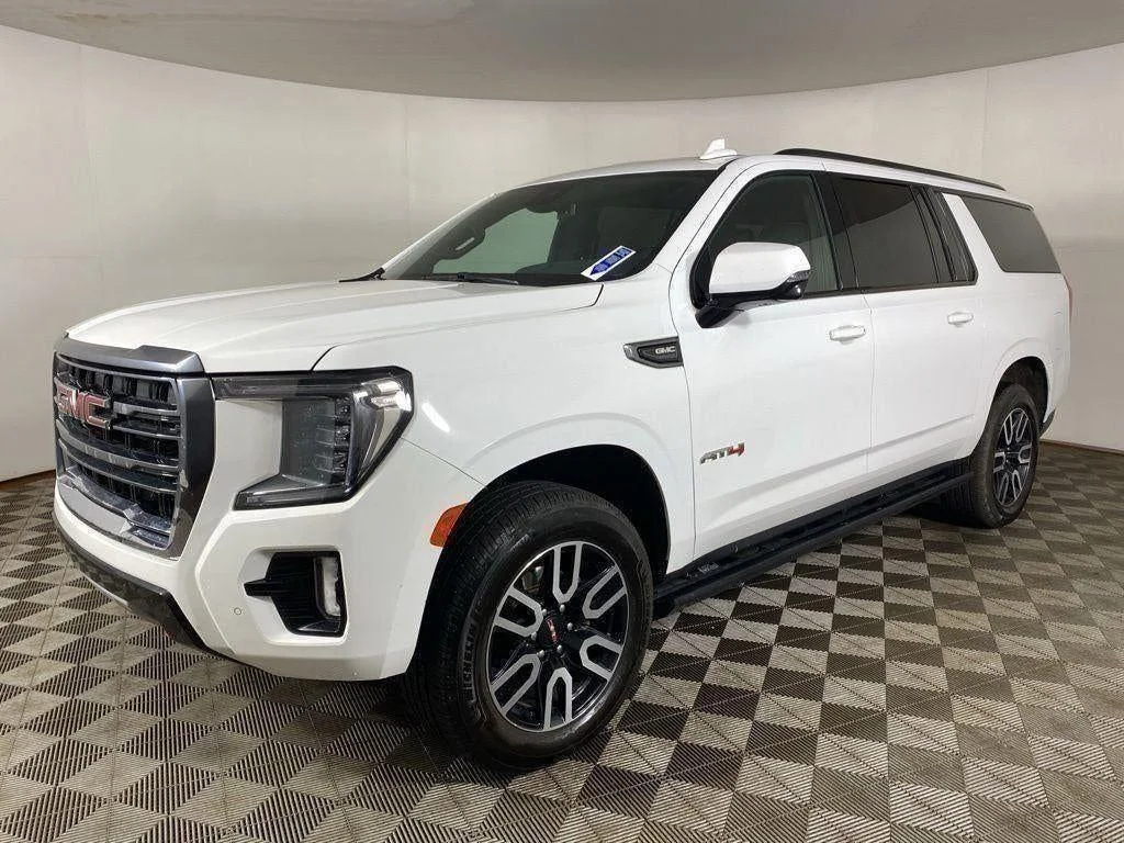 Used 2023 Summit White GMC 4WD AT4 image 58