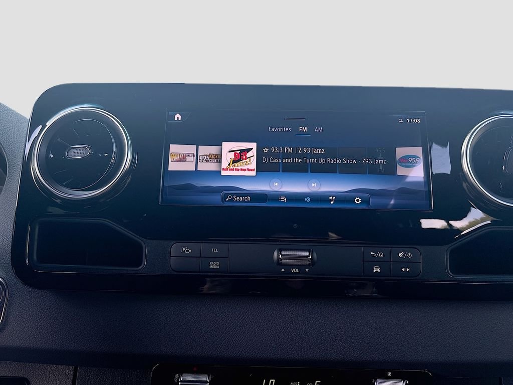 New 2026  Mercedes-Benz Passenger 170 WB image 42