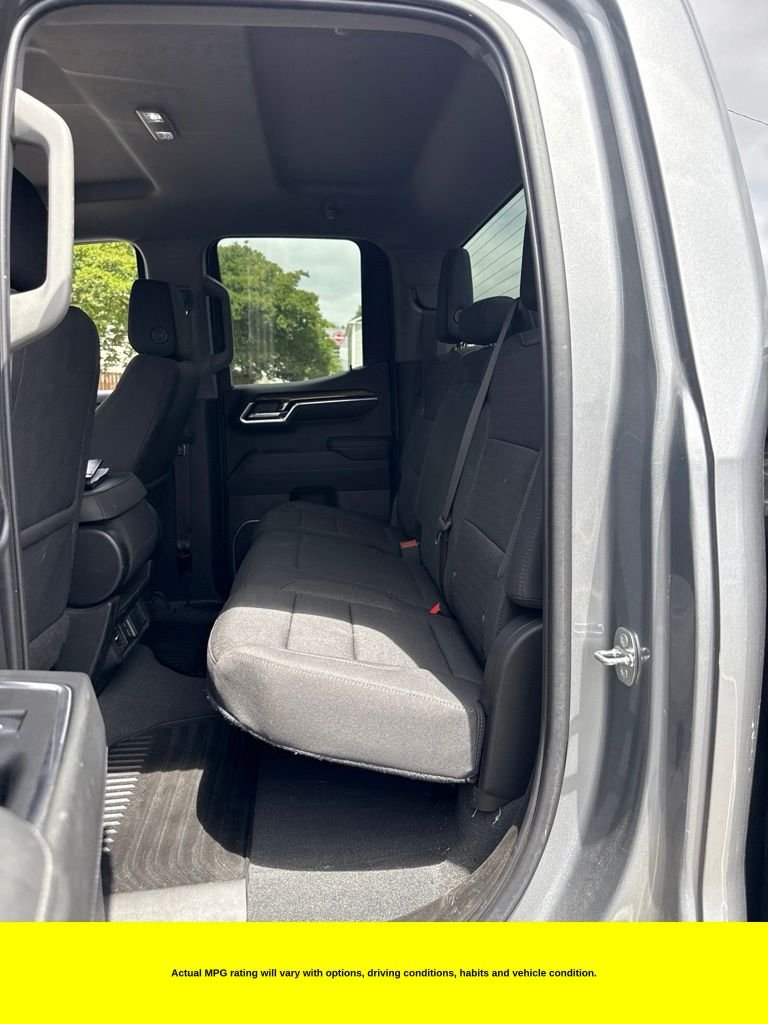 Used 2023 Gray Chevrolet LT image 3