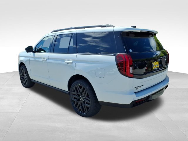 New 2027 Star White Metallic Tri-Coat Ford Platinum image 10