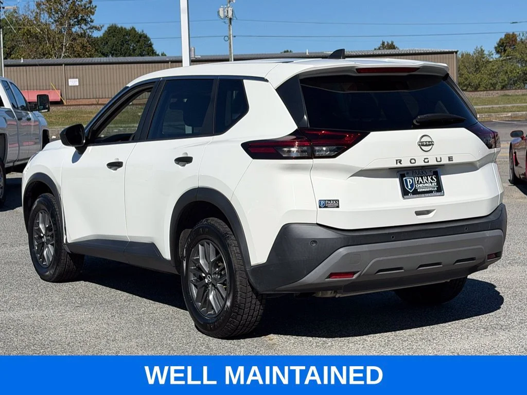 Used 2023 Glacier White Nissan S image 3