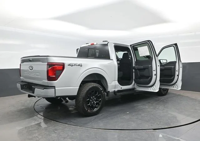 New 2026 Avalanche Ford XLT image 27