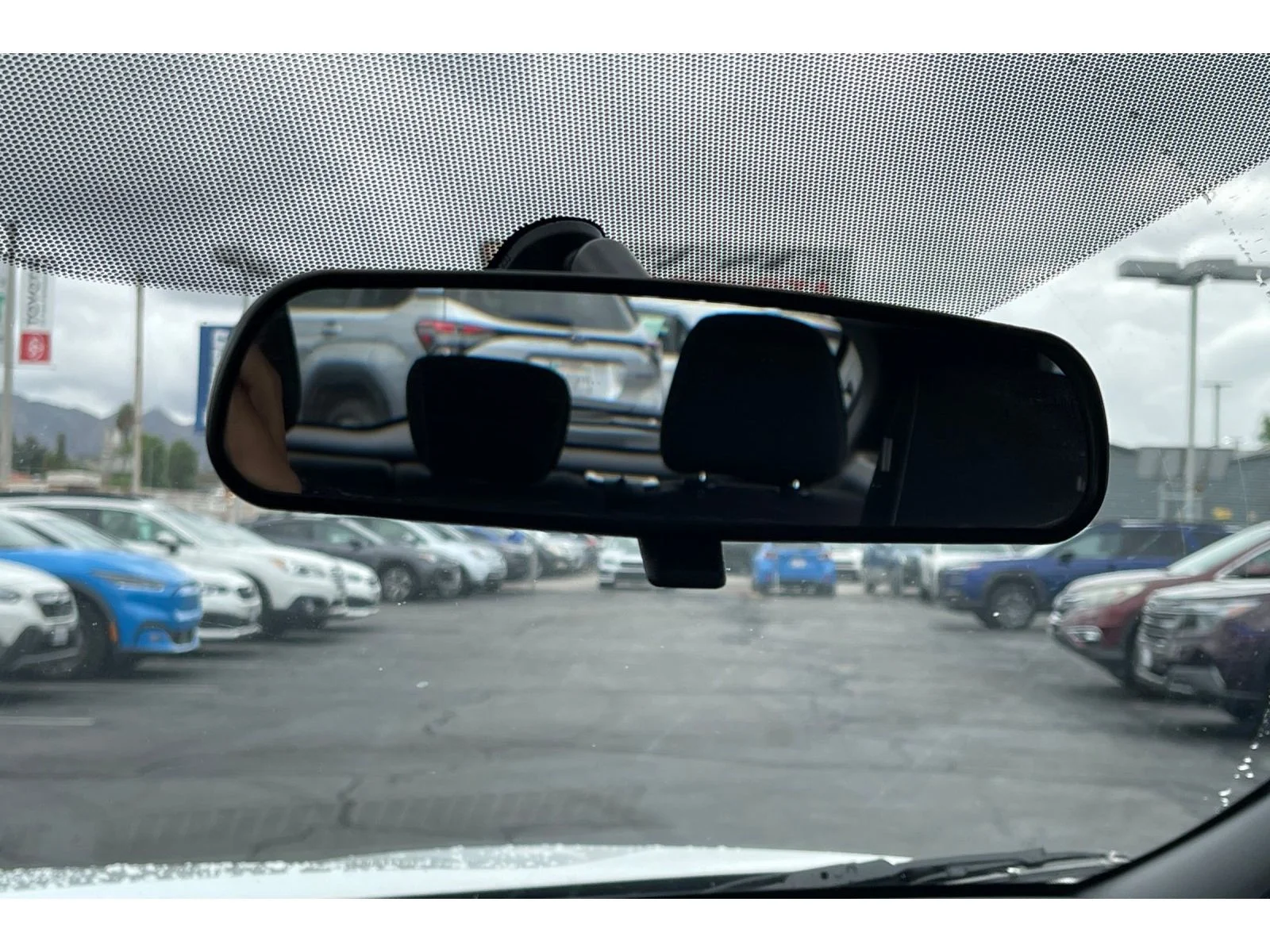 Used 2019 Aspen White Tricoat Nissan SV image 25
