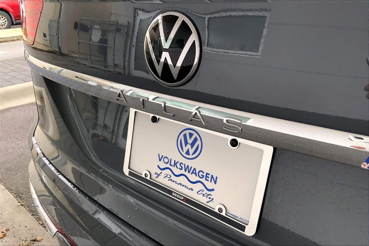 Used 2023 Pure Gray Volkswagen 3.6L V6 SEL Premium R-Line image 29