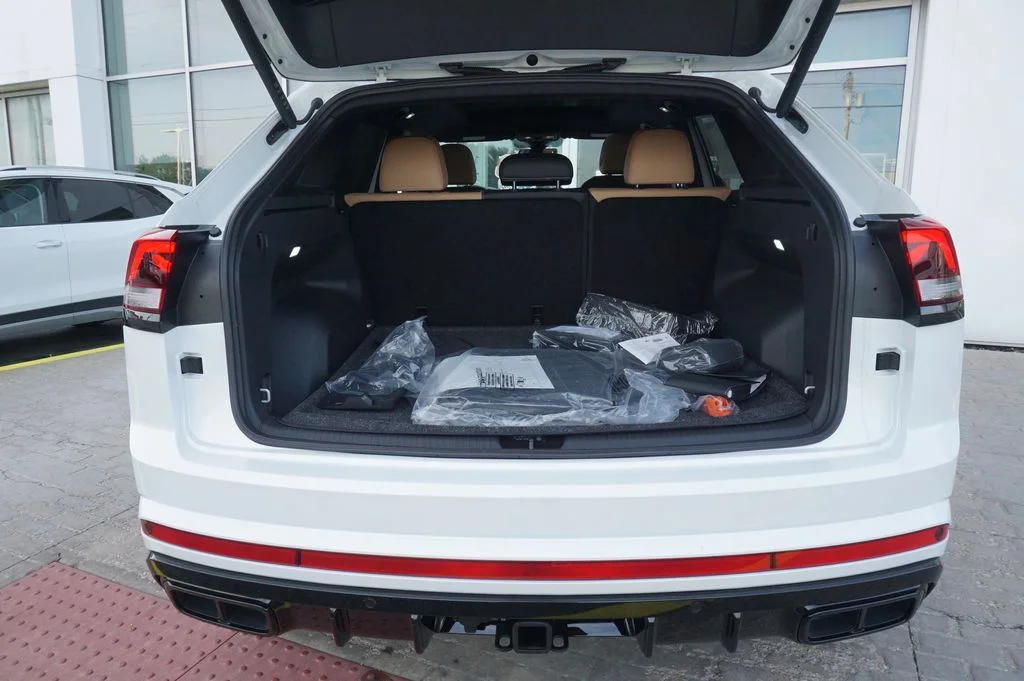 New 2026 White/off-white Volkswagen 2.0T SEL R-Line Black image 33