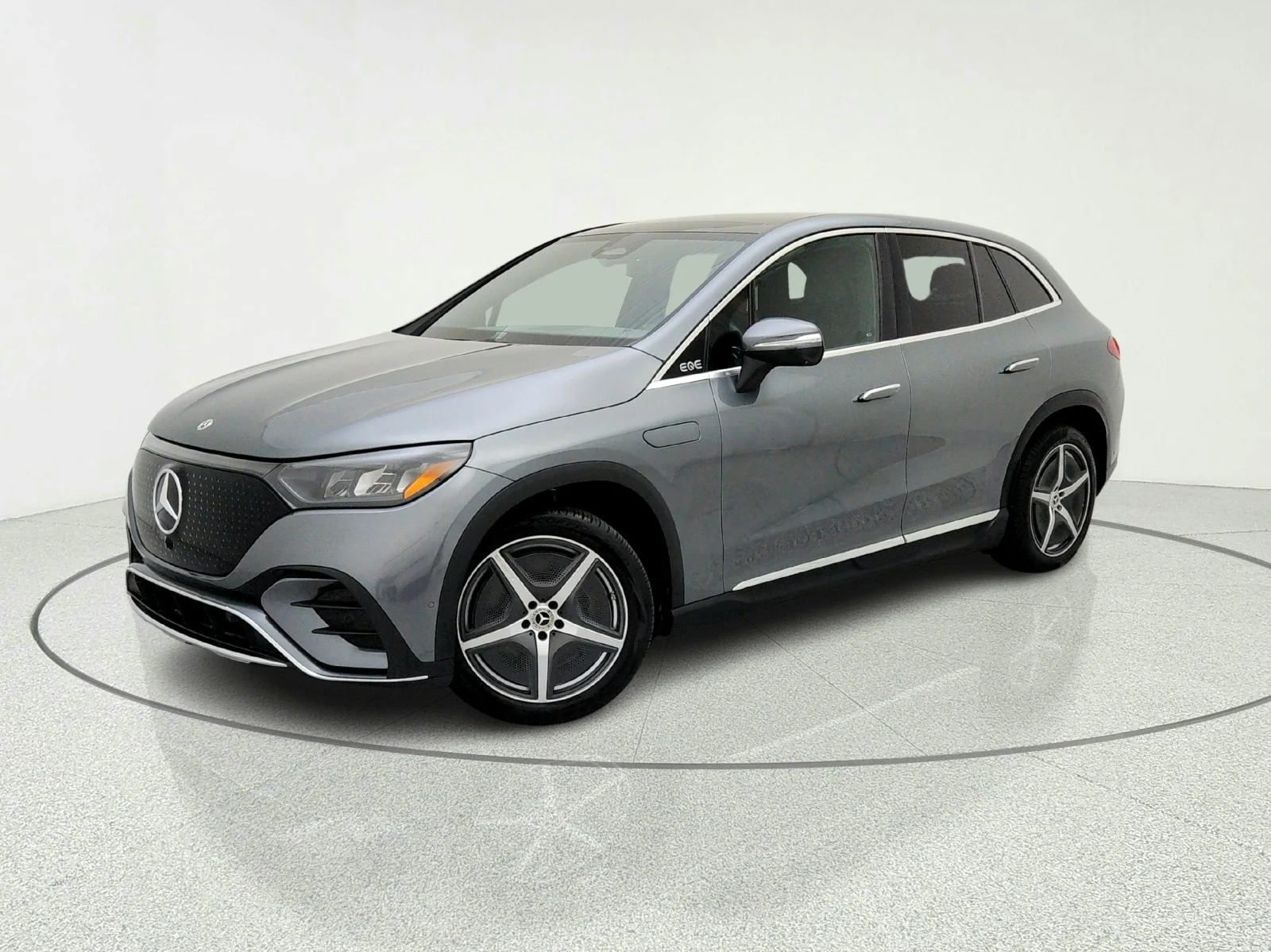 2023 Mercedes-Benz EQE SUV EQE 350's photo