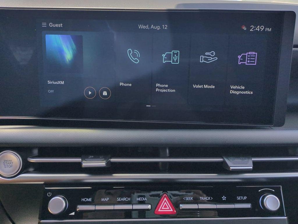 New 2027 White Hyundai SE FWD image 20