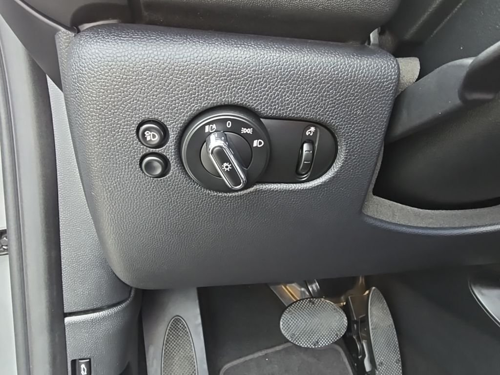 2024 MINI Convertible S - Photo 20