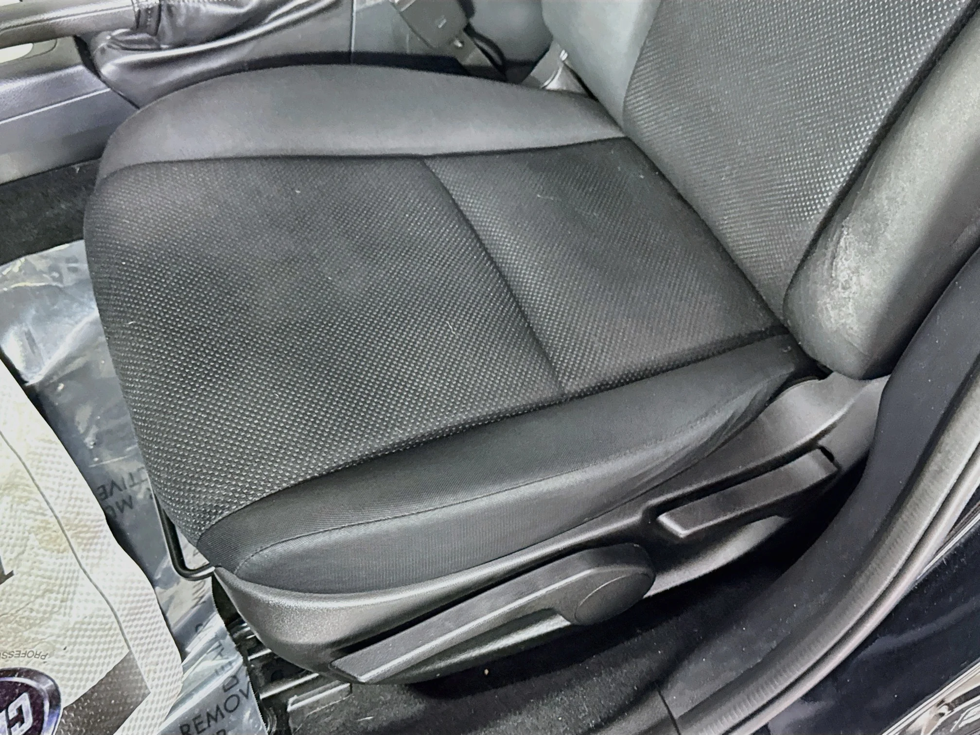 Used 2016 Crystal Black Silica Subaru 2.0i Premium image 18