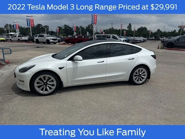 2022 Tesla Model 3 Long Range Dual Motor All-Wheel Drive's photo
