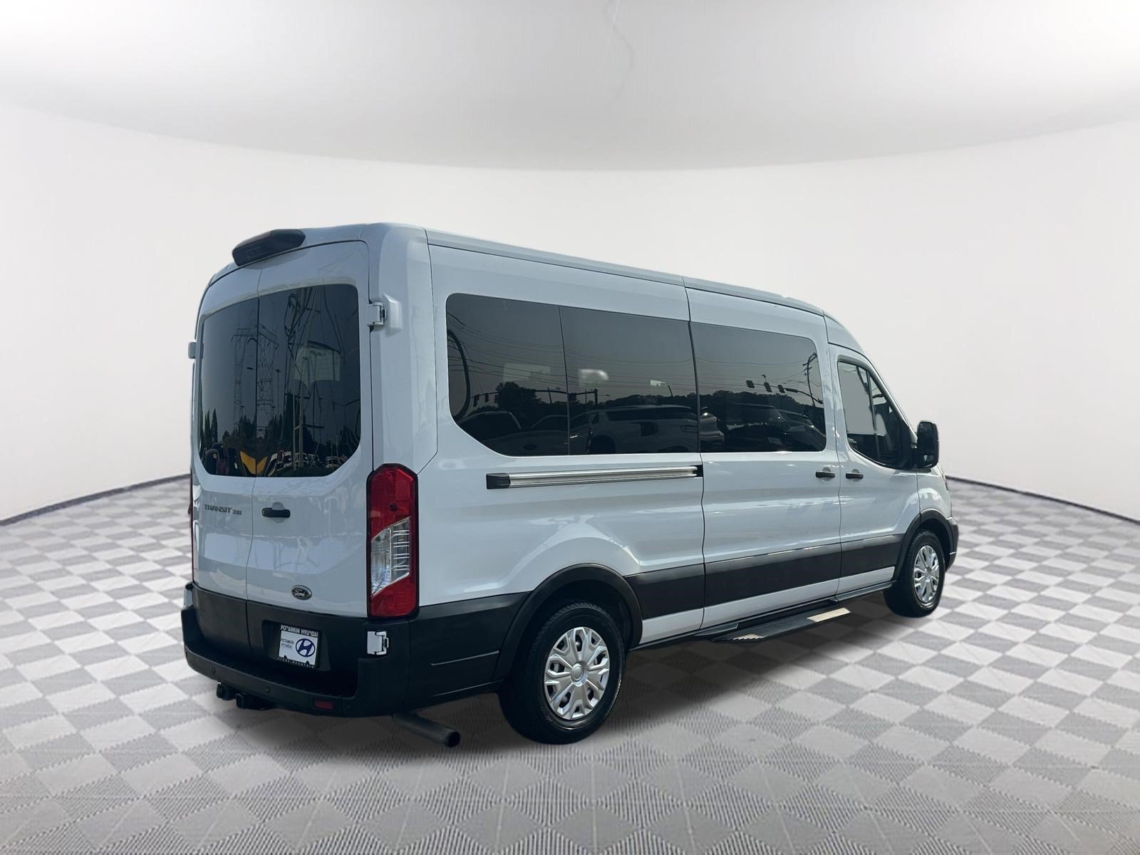 Used 2023 Oxford White Ford XL image 5