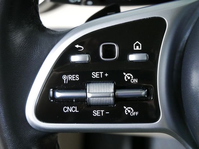 Certified Used 2022  Mercedes-Benz GLC 300 image 25