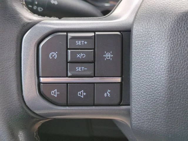 Used 2023 Gray Ford XLT image 16