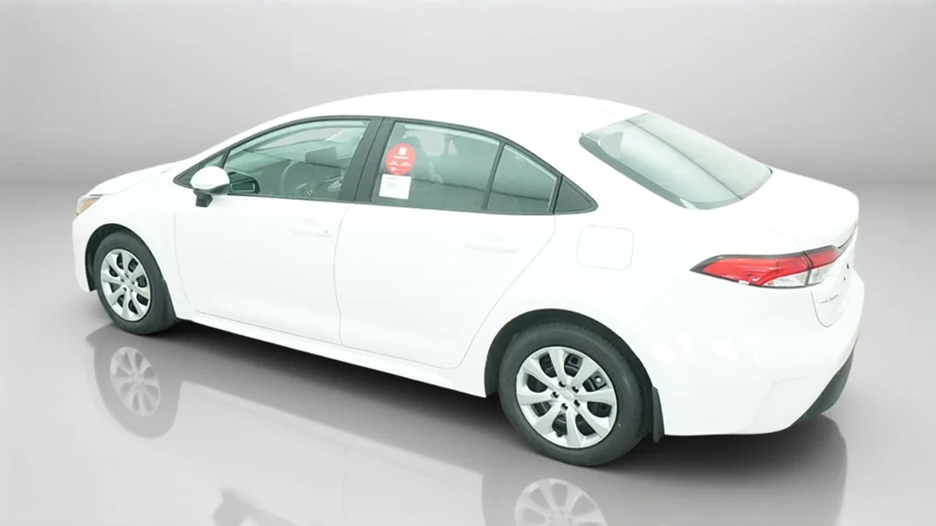 New 2027 Ice Cap Toyota LE image 15