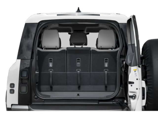 New 2026 Fuji White LAND ROVER X-Dynamic SE image 8