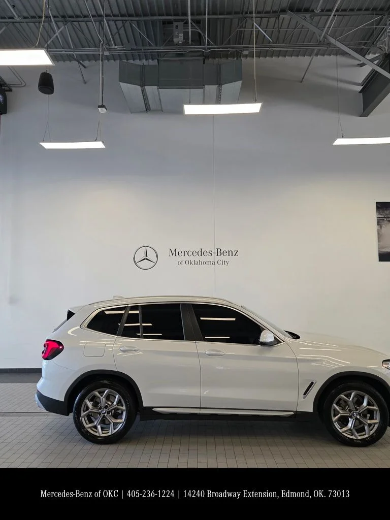 Used 2023 White BMW xDrive30i image 4