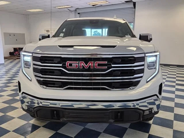 New 2026 Summit White GMC SLT image 2