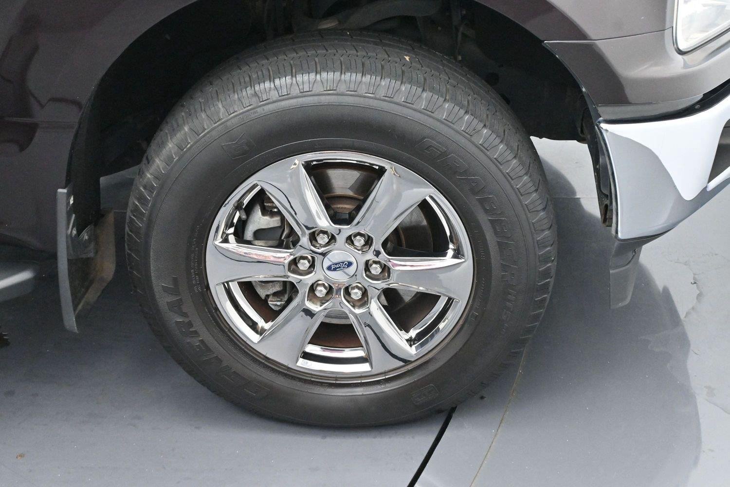 Used 2020 Magma Red Ford XLT image 38