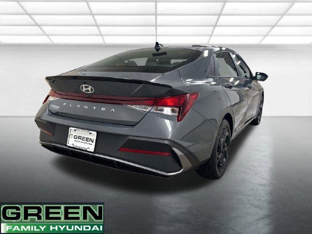 New 2026 Gray Hyundai SEL Sport image 6