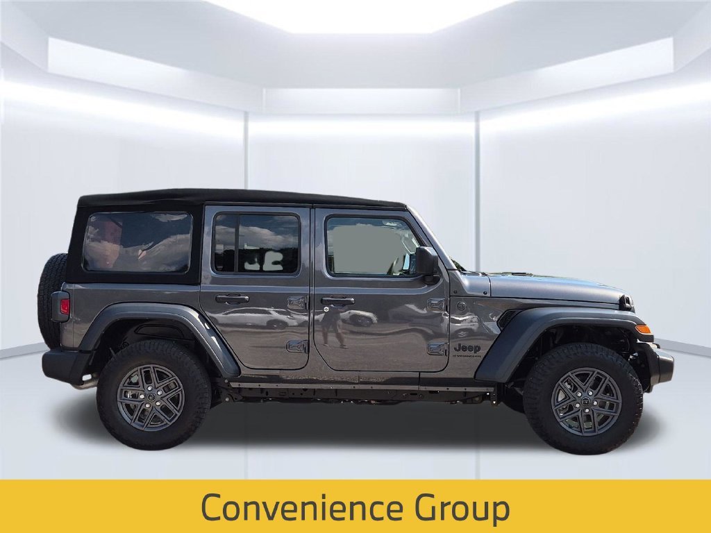 Used 2024 Gray Jeep Sport S image 9